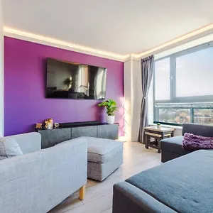  Apartment High-spec Penthouse Free Parking Space